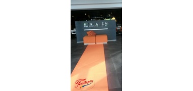 feestloper oranje loper postillion hotel 3652