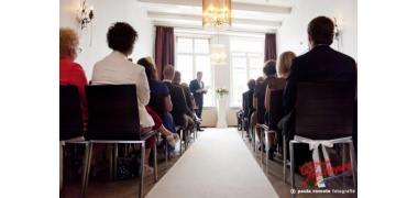 feestloper zandkleurige loper paula romein fotografie 2
